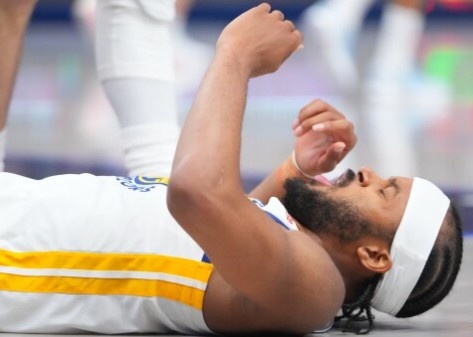 九游娱乐平台-穆迪倒下：太可惜了